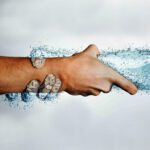 کم آبی چه عوارضی برای بدن دارد؟